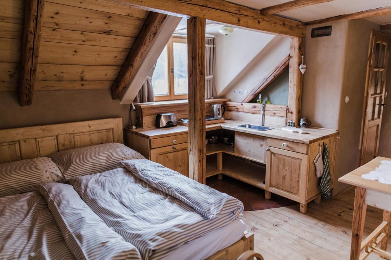Krasna Samota Hotel Chřibská Екстериор снимка